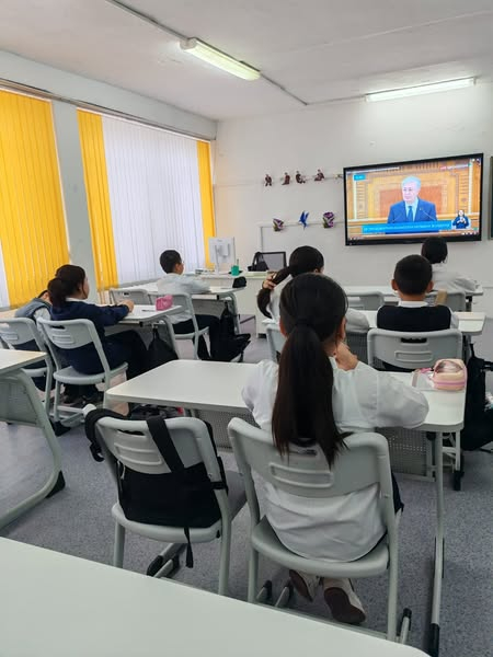 Бүгін, 22 қыркүйек күні, 5 “А” сынып оқушыларымен  “Еңбек - елдің берекесі” атты сынып сағаты өткізілді.