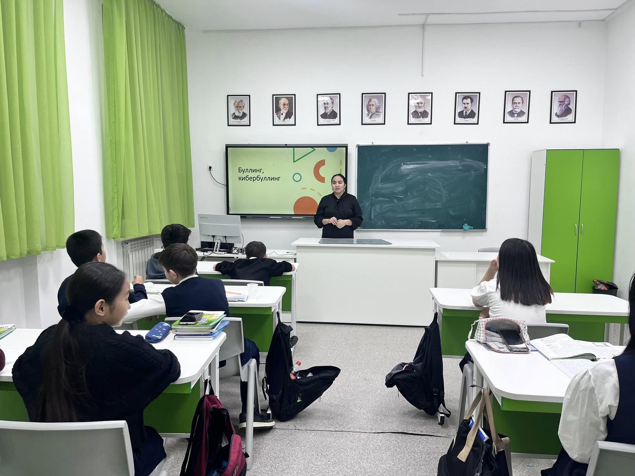 Міржақып Дулатұлы атындағы ЖББМ-де «Гендерлік зорлық-зомбылыққа қарсы 16 күн белсенді іс-әрекет» акциясының жоспарына сәйкес 26 қараша күні 7-сынып оқушыларымен «Буллинг және кибербуллинг» тақырыптарында түсіндіру жұмыстары жүргізілді. Мақсаты: Оқушыларға