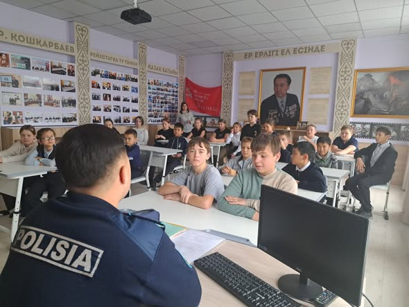 Ответственность за поступки: встреча по правовому всеобучу с участковым инспектором с. Тассуат Садыком Р.Б.