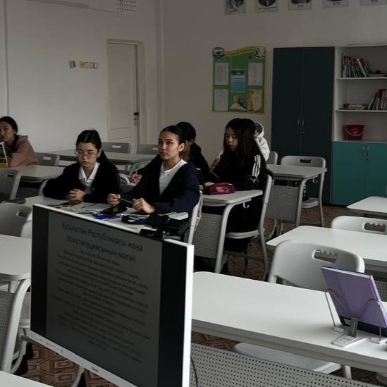 Білім – мемлекеттік саясаттың басты құндылығы: Жаңа Конституцияда айқындалған басымдықтар