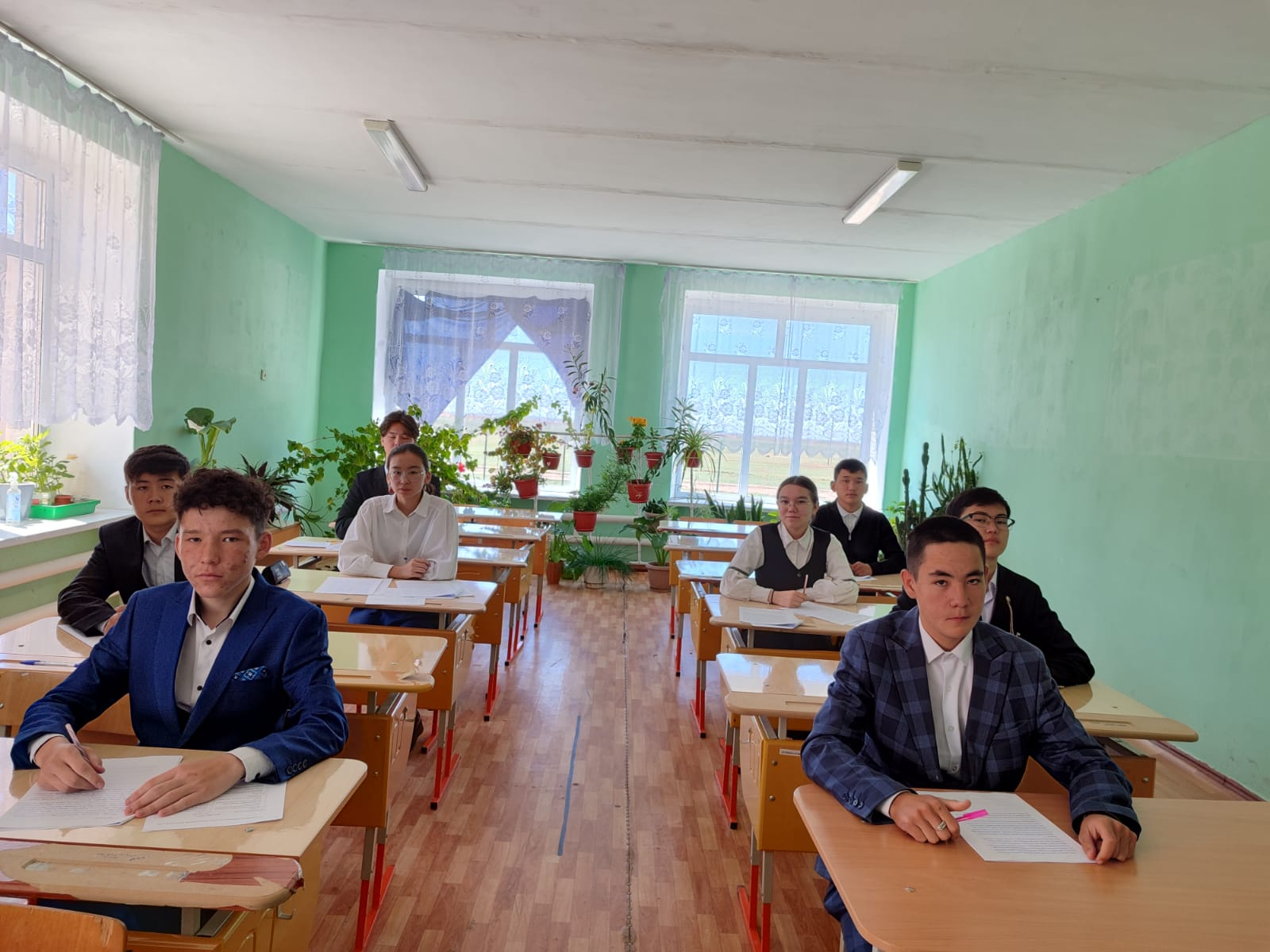 9-сынып оқушылары негізгі орта білім беру деңгейіндегі оқыту курсы бойынша қазақ тілі пәнінен мемлекеттік емтихан 