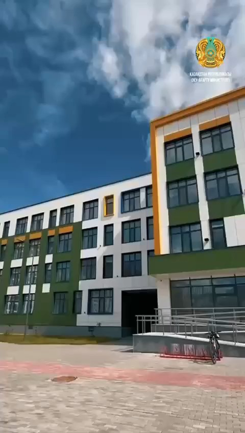 В городе Астана в рамках «Келешек мектептері» построена школа №109, рассчитанная на 2000 ученических мест