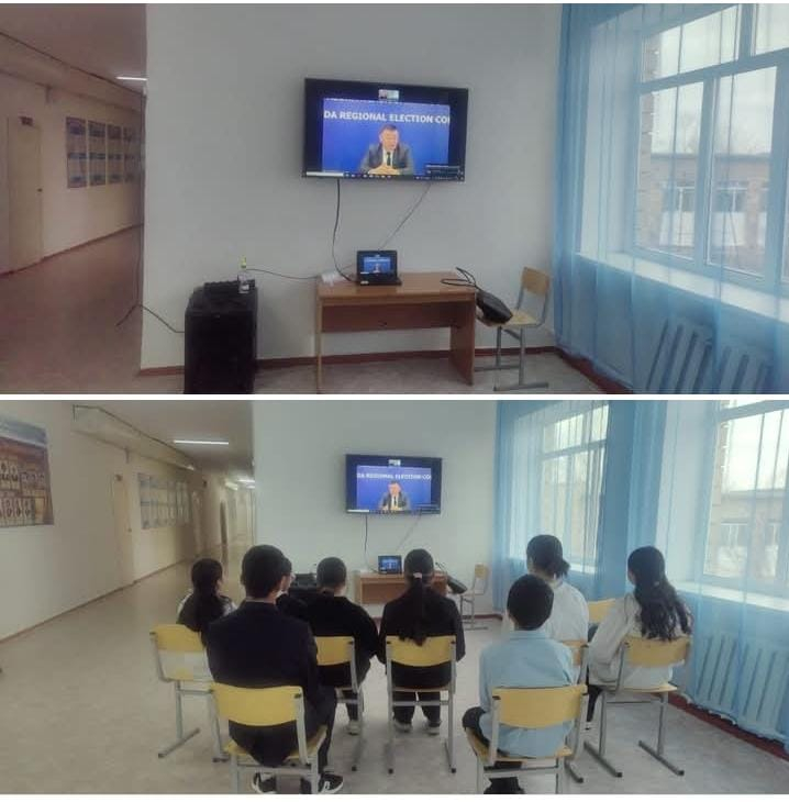 К.К. Нуркеновпен 7-8 сынып оқушыларымен  ЗУМ платформасы арқылы онлайн кездесу өткізді