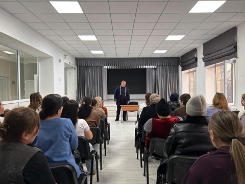 Мектепшілік ата-аналар жиналысы